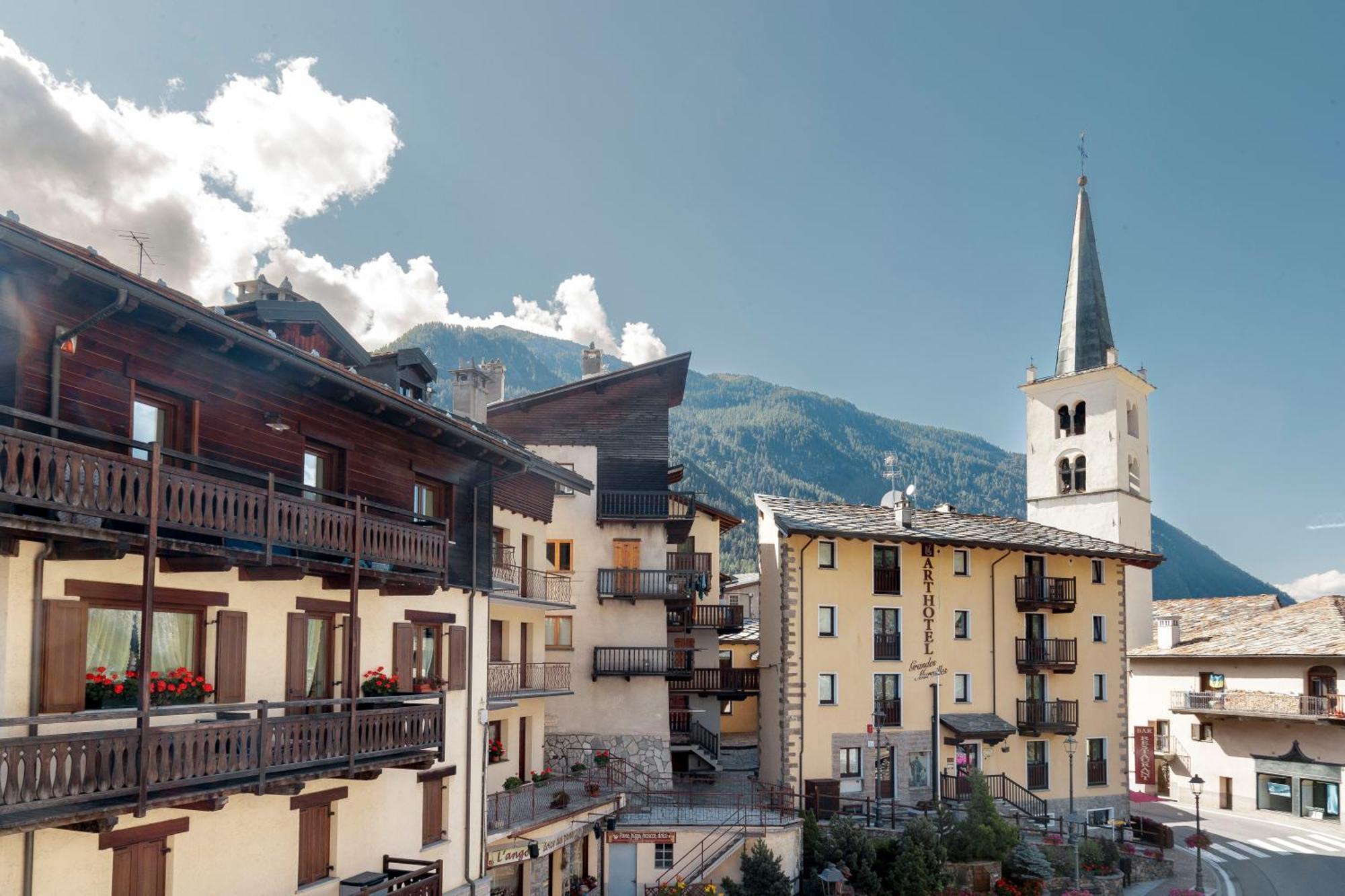 Hellochalet - Maison Paquier - Family Ski Holiday In The Resort Center 瓦托内切 外观 照片